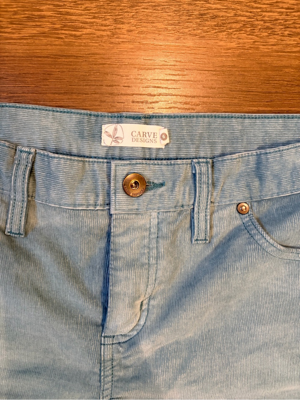 Carve Designs Oahu shorts Light Sky Blue Corduroy Raw Edge 4” size 6 Dogtown - Picture 4 of 5